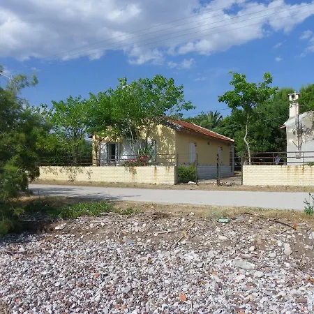 Areti Holiday In Front Of The Sea With A Large Garden Βίλα *